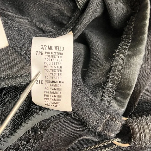 NWT D&G SILKY BOW TOP - Picture 5 of 14